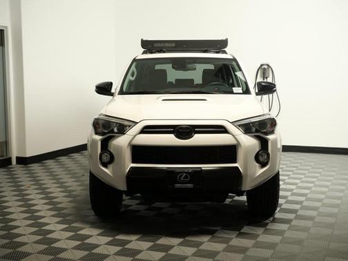 2020 Toyota 4Runner Venture