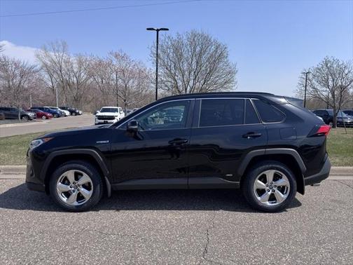 2021 Toyota RAV4 Hybrid XLE Premium