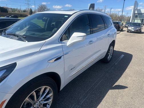 White Frost Tricoat 2024 Buick Enclave Avenir