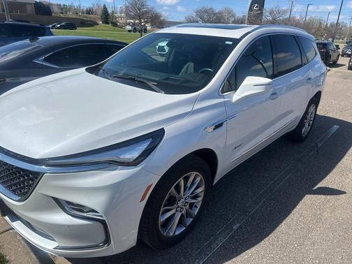 White Frost Tricoat 2024 Buick Enclave Avenir