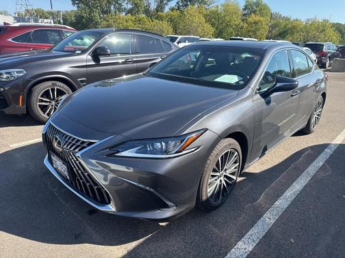 2022 Lexus ES 350 Base