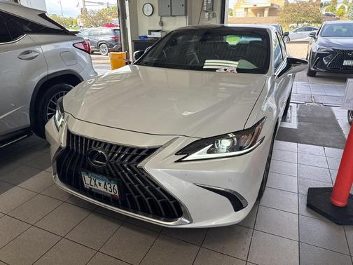 2024 Lexus ES 350 Luxury