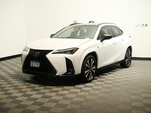 2025 Lexus UX 300h F SPORT Design