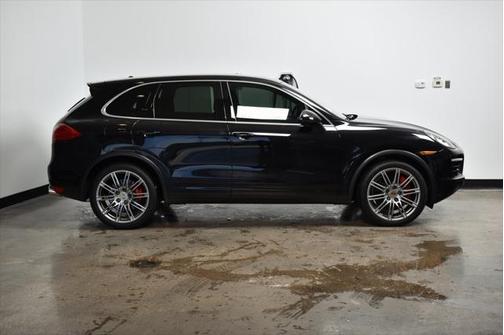 2011 Porsche Cayenne Turbo