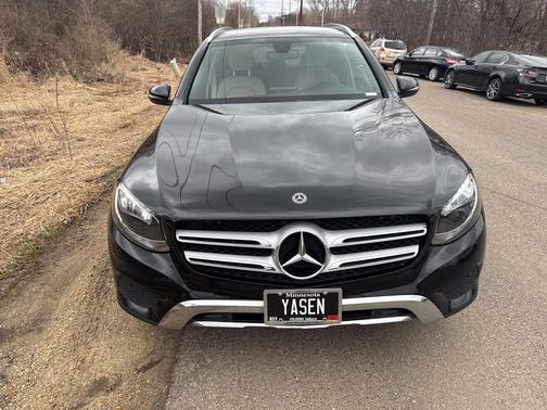 2017 Mercedes-Benz GLC 300 4MATIC