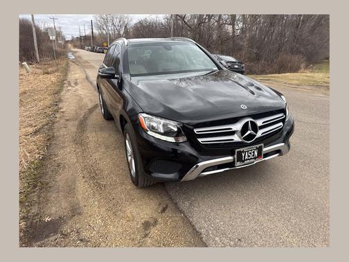 2017 Mercedes-Benz GLC 300 4MATIC