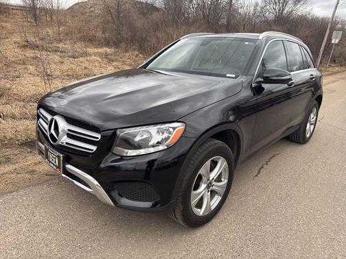 2017 Mercedes-Benz GLC 300 4MATIC