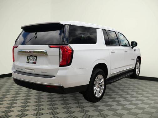 2021 GMC Yukon XL SLT