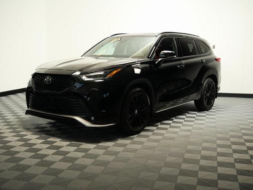 2023 Toyota Highlander XSE
