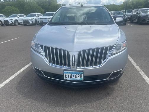 2013 Lincoln MKX Base