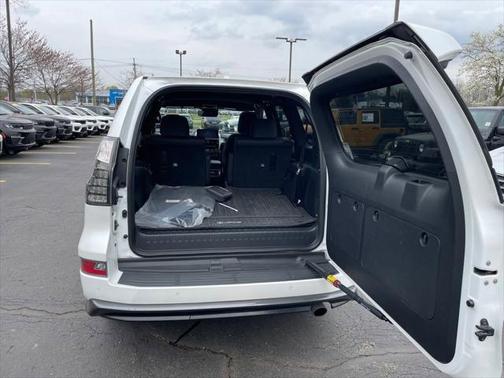 2023 Lexus GX 460 Premium