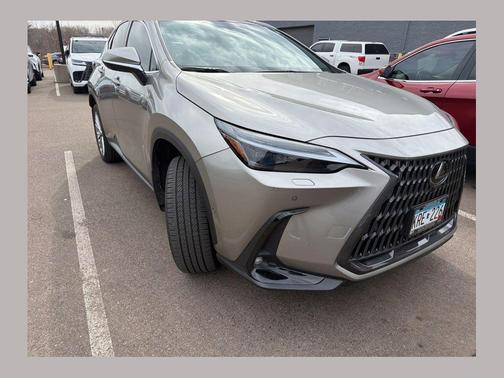 2023 Lexus NX 350h Luxury
