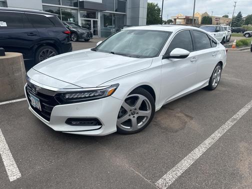 2018 Honda Accord Touring 2.0T