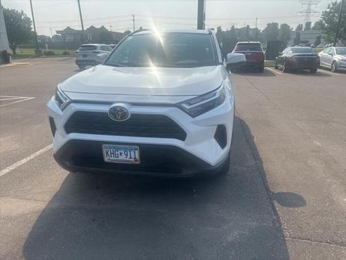 2022 Toyota RAV4 XLE
