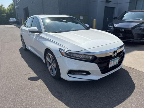 2019 Honda Accord Touring 2.0T
