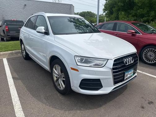 2017 Audi Q3 2.0T Premium Plus