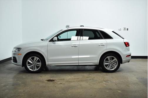 2017 Audi Q3 2.0T Premium Plus