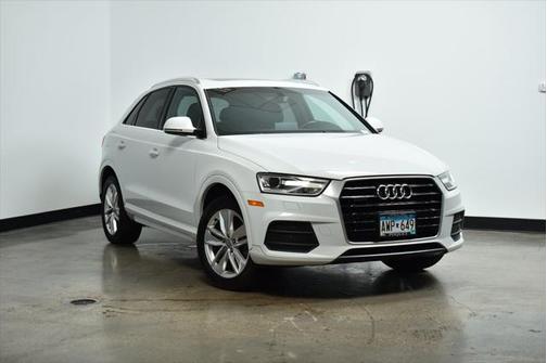 2017 Audi Q3 2.0T Premium Plus