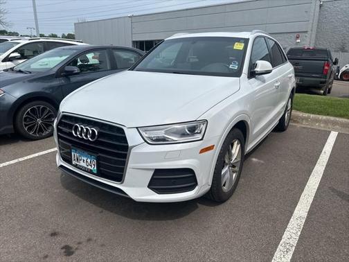 2017 Audi Q3 2.0T Premium Plus