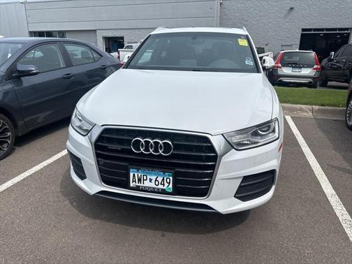 2017 Audi Q3 2.0T Premium Plus