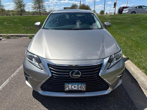 Atomic Silver 2017 Lexus ES 350 Base