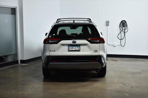 2020 Toyota RAV4 Hybrid SE