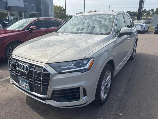 2022 Audi Q7 55 Premium Plus