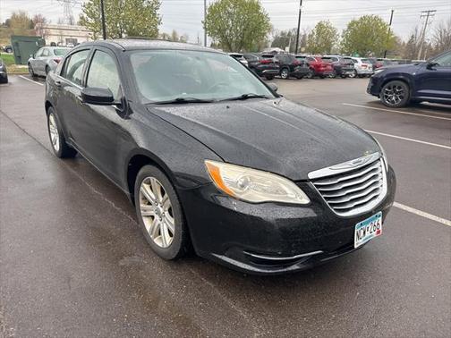 2013 Chrysler 200 Touring
