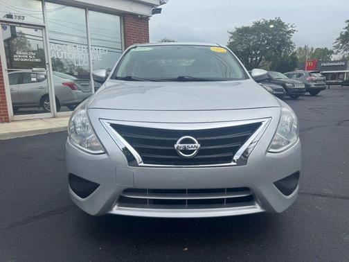 2016 Nissan Versa 1.6 SV