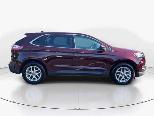 BURGUNDY VELVET MET TINT CC 2024 Ford Edge SEL