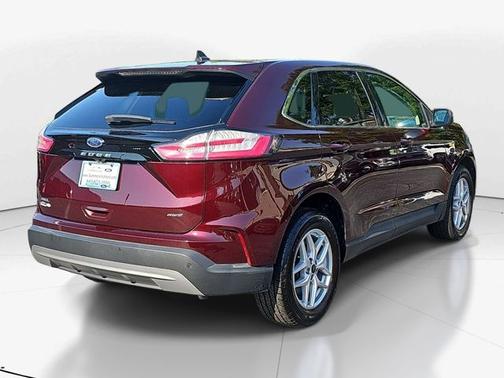 BURGUNDY VELVET MET TINT CC 2024 Ford Edge SEL