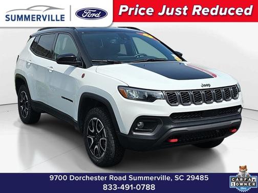 Bright White Clearcoat 2025 Jeep Compass TRAILHAWK