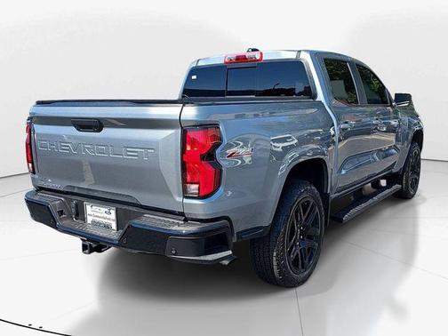 Sterling Gray Metallic 2024 Chevrolet Colorado Z71