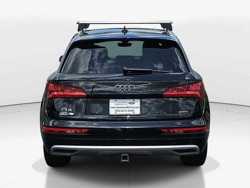 Brilliant Black 2019 Audi Q5 2.0T QUATTRO PREMIUM