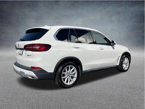 2023 BMW X5 sDrive40i