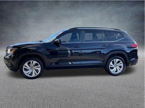 2022 Volkswagen Atlas 3.6L SE w/Technology