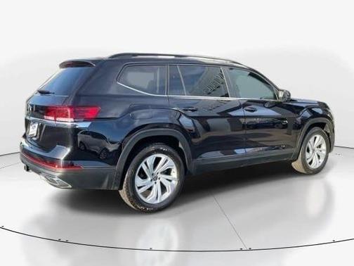 2022 Volkswagen Atlas 3.6L SE w/Technology