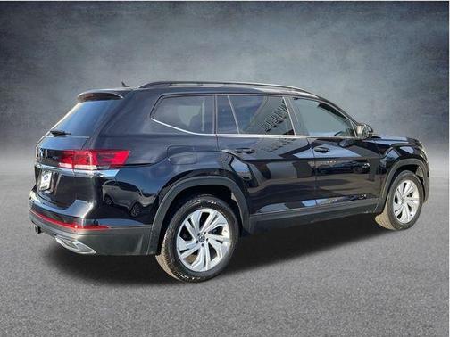 2022 Volkswagen Atlas 3.6L SE w/Technology