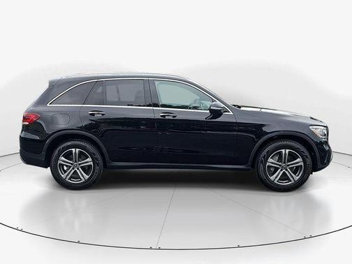 Black 2022 Mercedes-Benz GLC 300 Base
