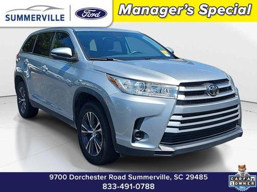 Celestial Silver Metallic 2019 Toyota Highlander LE