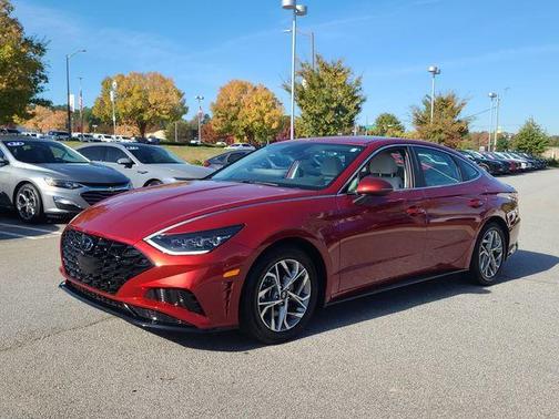 2023 Hyundai SONATA SEL