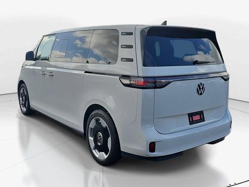 Candy White 2025 Volkswagen ID. Buzz PRO S