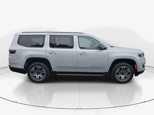 Silver Zynith 2024 Jeep Wagoneer Series II 4x2