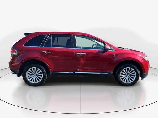 2013 Lincoln MKX Base