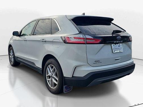 Star White Metallic Tri-Coat 2024 Ford Edge SEL