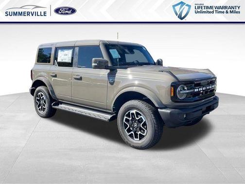 2025 Ford Bronco Outer Banks
