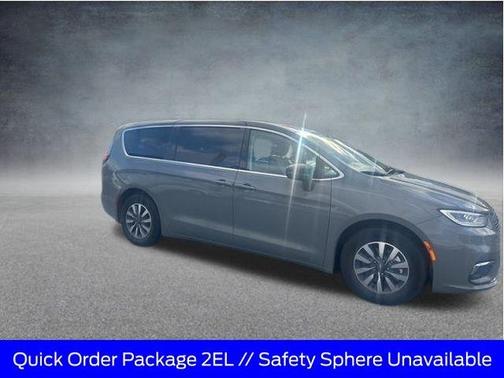 2022 Chrysler Pacifica Hybrid Touring L