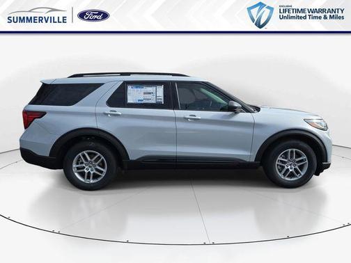 SPACE WHITE METALLIC 2026 Ford Explorer Active