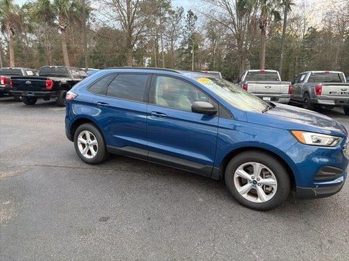 2022 Ford Edge SE