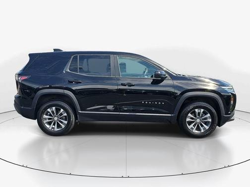 Mosaic Black Metallic 2025 Chevrolet Equinox LT